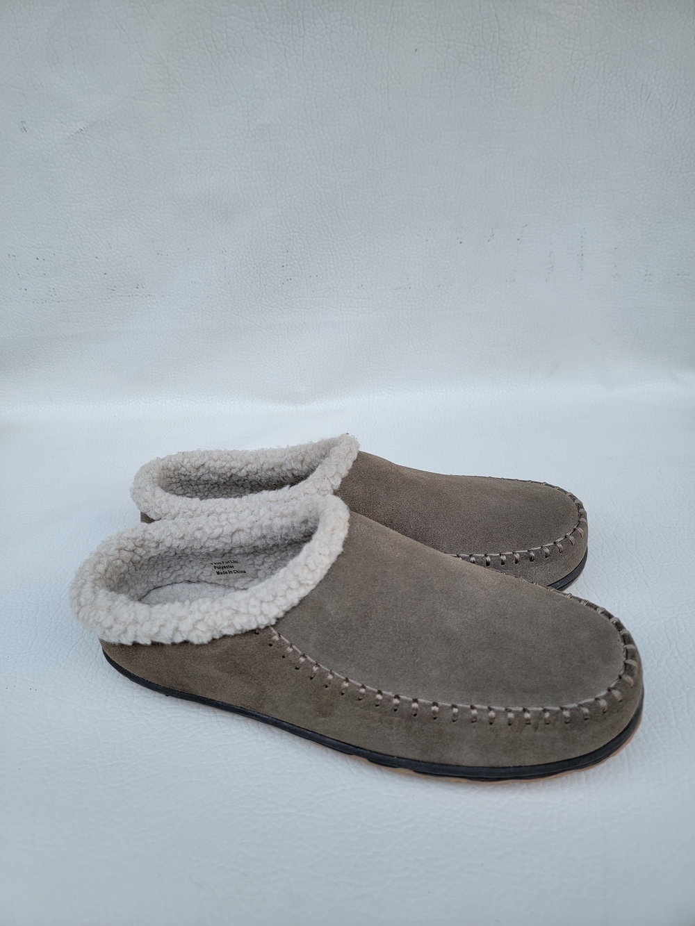 Clarks taupe Leather Clog Slippers Size 9M slides women The shoes show signs of